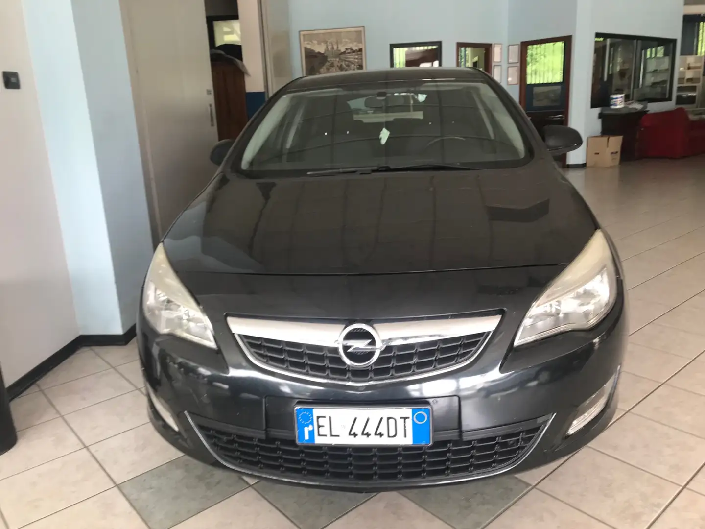 Opel Astra 5p 1.7 cdti Cosmo 110cv Noir - 1