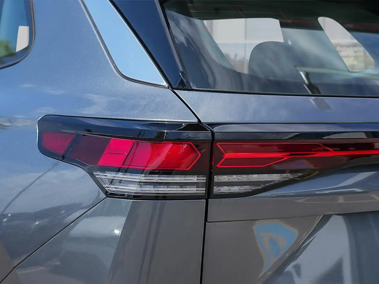 Volkswagen Tiguan снимка Volkswagen Tiguan