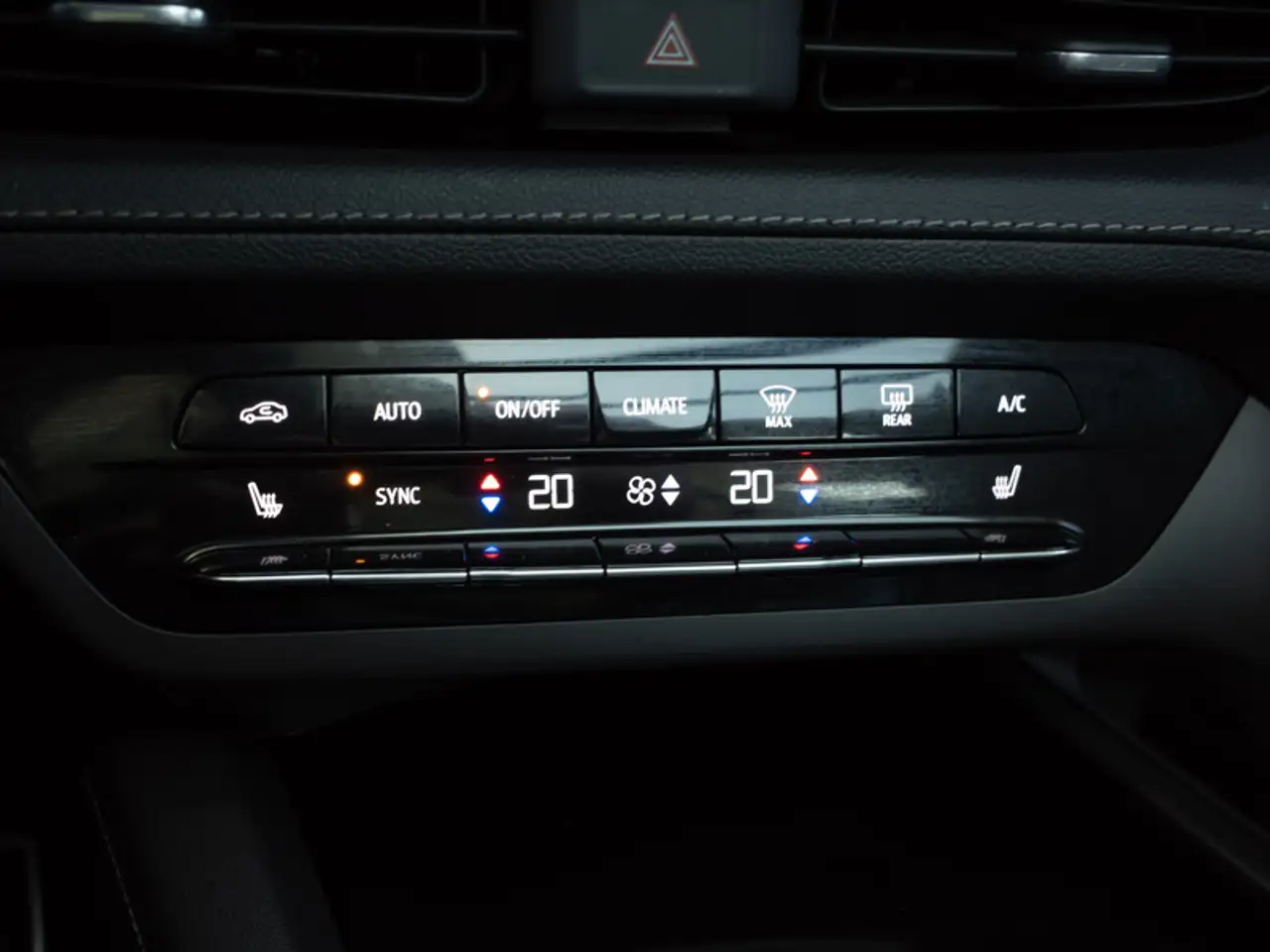 Buick Envision снимка Buick Envision