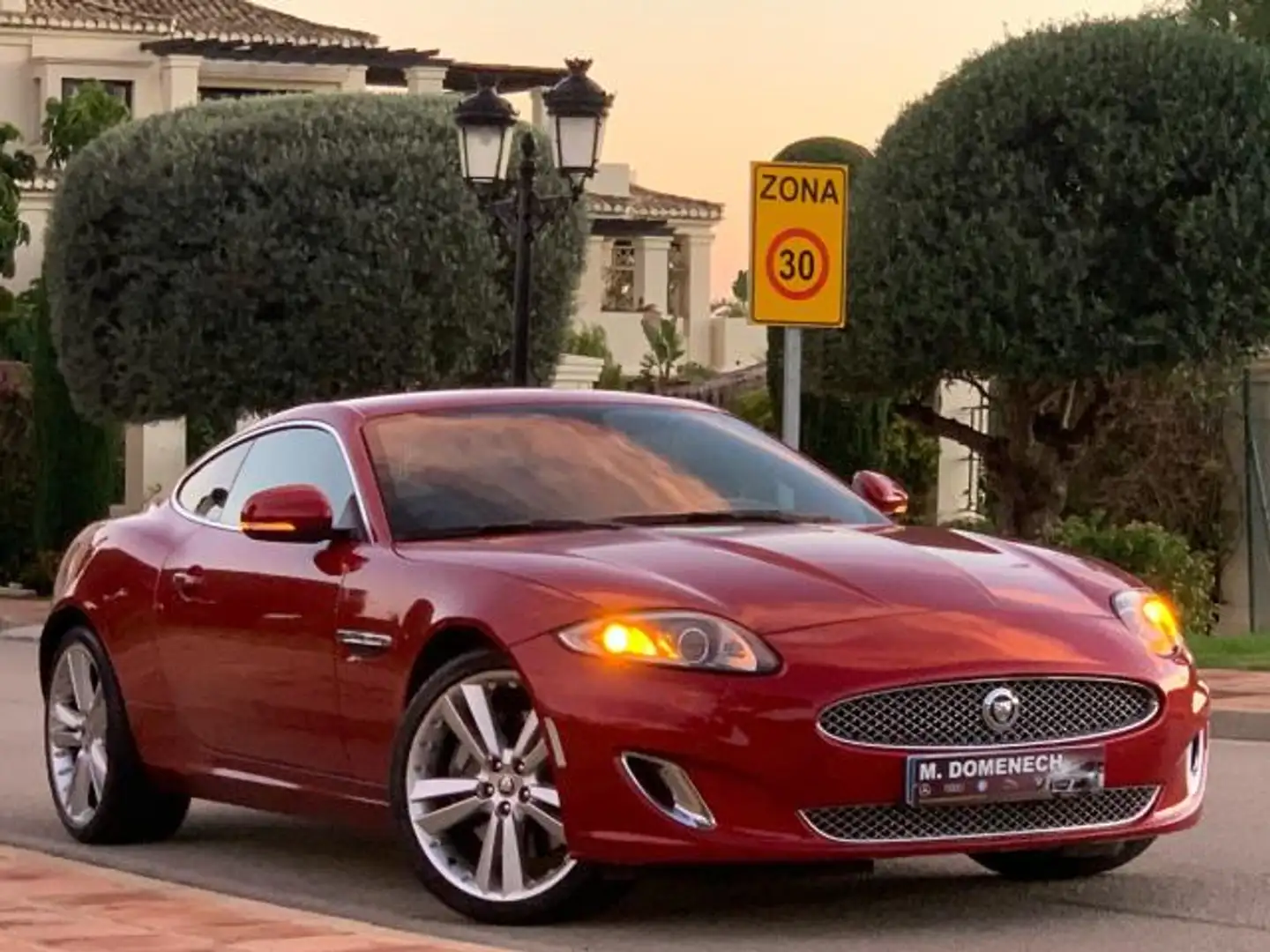 Jaguar XK Coupé 5.0 V8 Aut. Rouge - 2