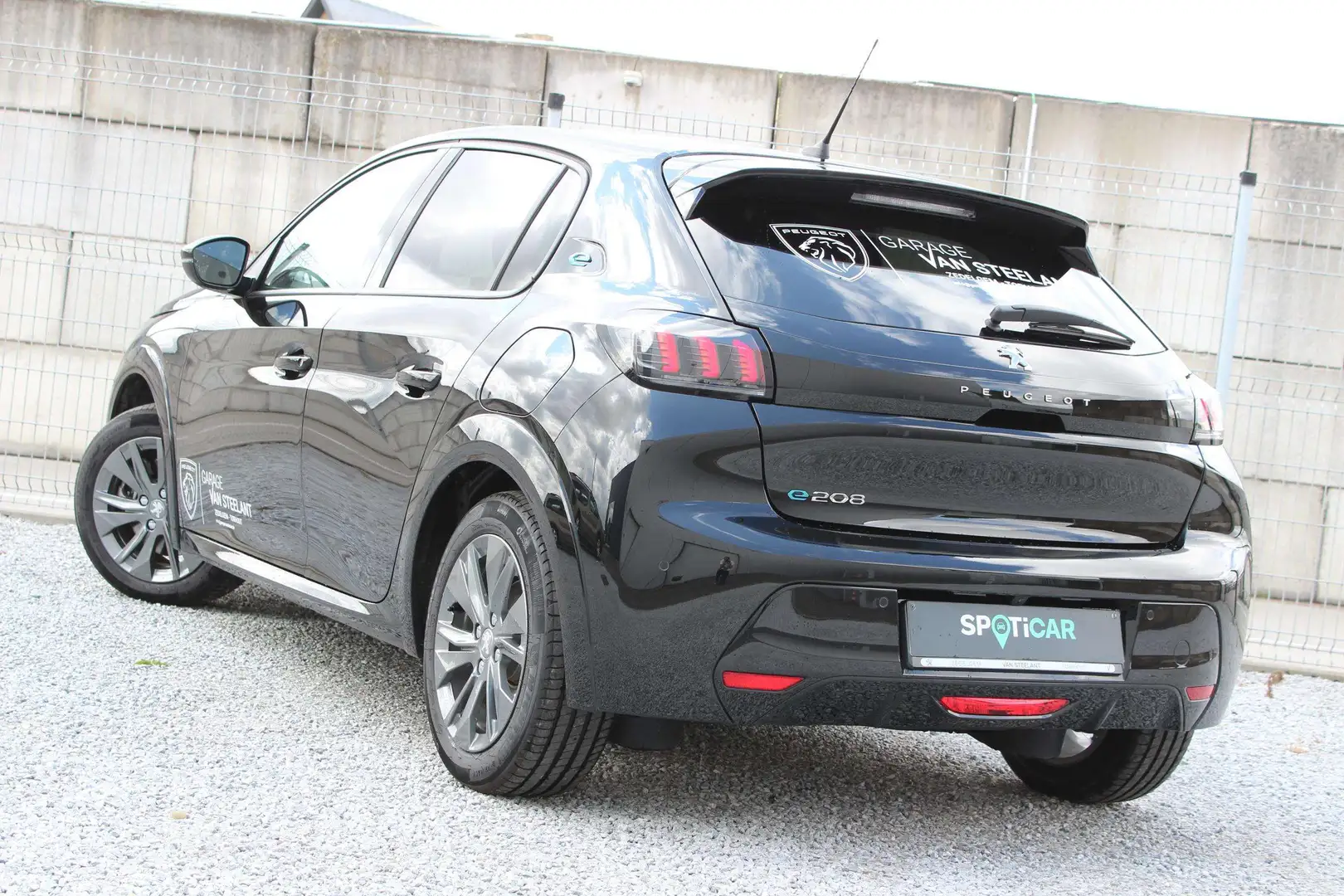Peugeot e-208 Allure Pack GPSZETELVERWLED Noir - 2