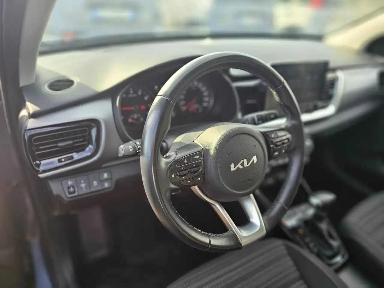 Kia Stonic Stonic 1.0 t-gdi mhev Pack 120cv dct 17