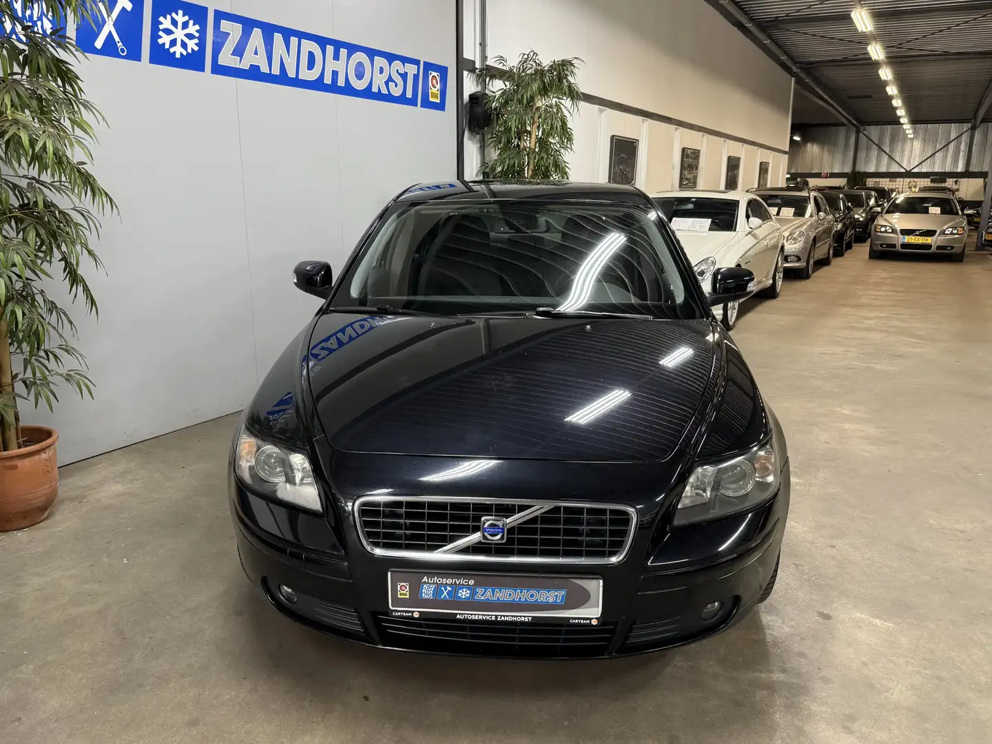 Volvo S40 2.4 Edition I // APK tot 07-12-2026 // Cruise Schwarz - 2