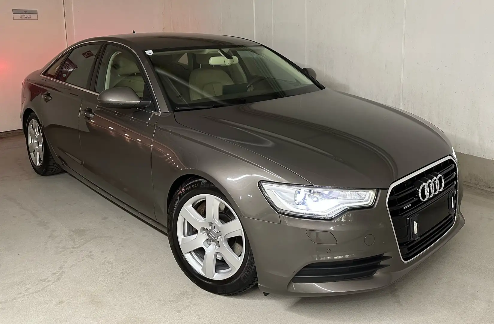 Audi A6 3.0 TDI quattro Grau - 1