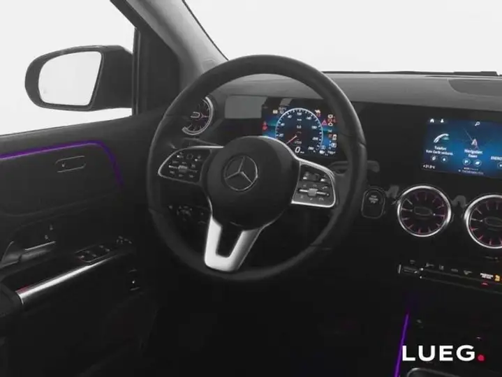 Mercedes-Benz Clase C 2022, foto 16