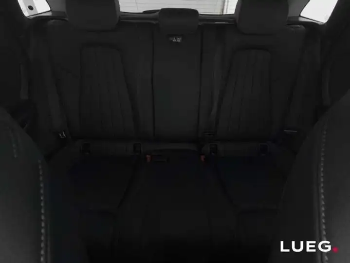 Mercedes-Benz Clase C 2022, foto 17