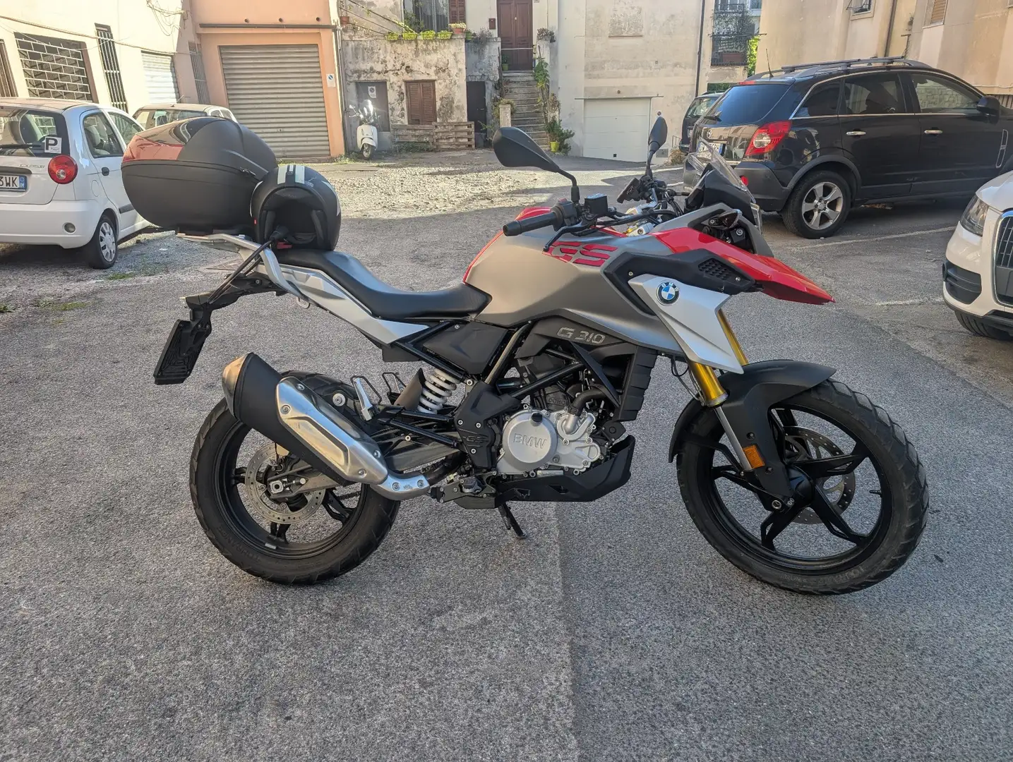 BMW G 310 GS Stříbrná - 2