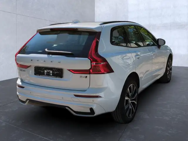 Volvo XC60 view 7