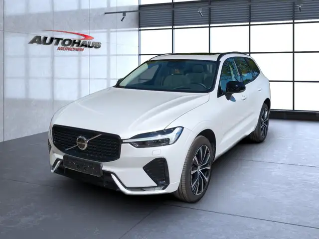 Volvo XC60 view 3