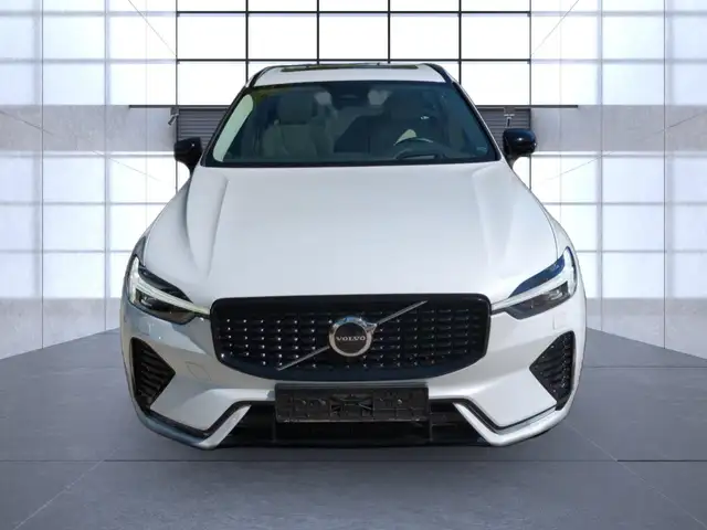 Volvo XC60 view 9
