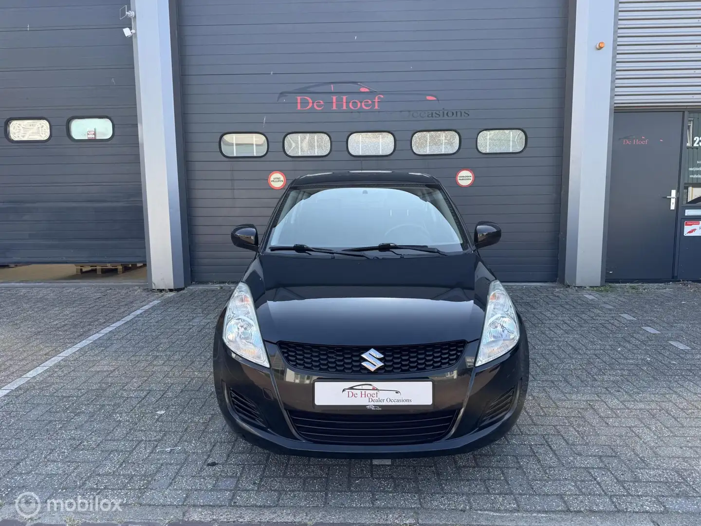 Suzuki Swift 1.2 ✓Airco ✓CarPlay/andriod ✓Nw APK Schwarz - 2