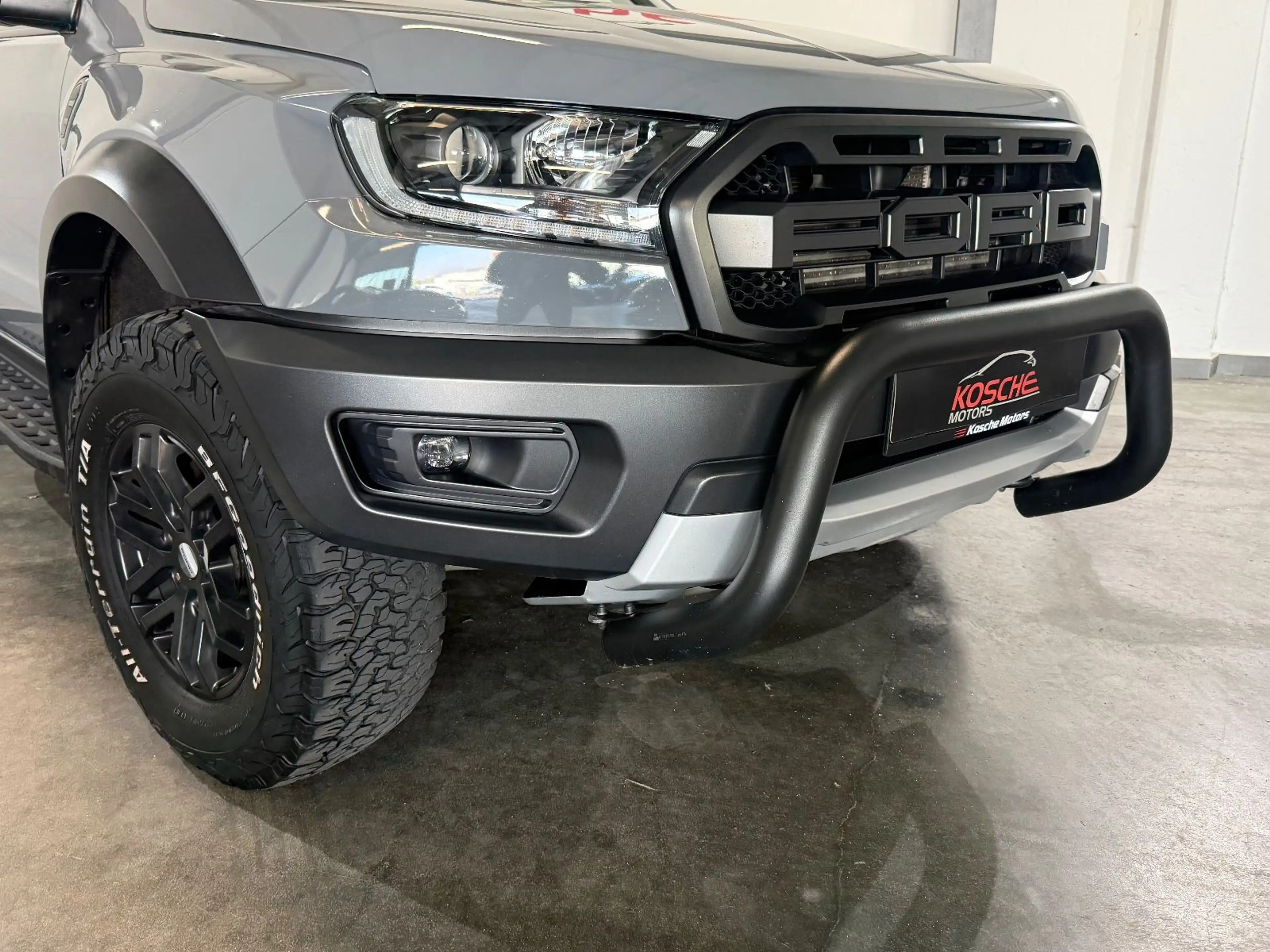 Ford Ranger Raptor Doppelkabine 4x4 — photo 2