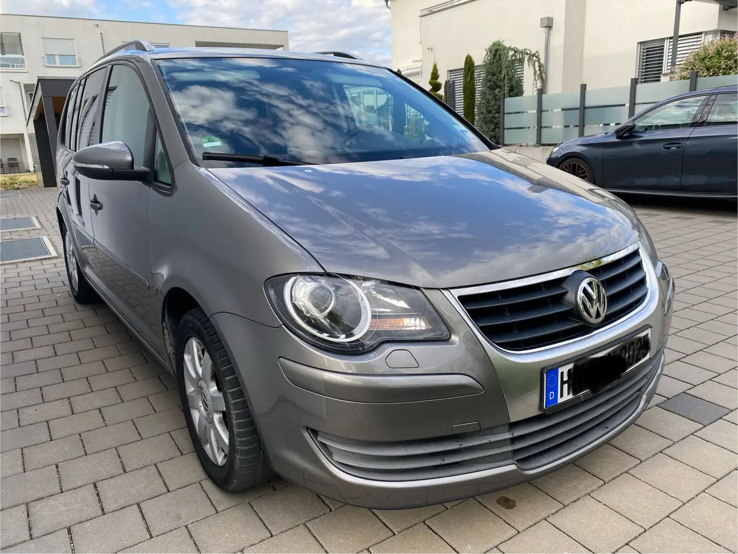 Volkswagen Touran TOURAN Freestyle/KLIMAAUTOMATIK/7 SITZER/TÜV NEU Gris - 2