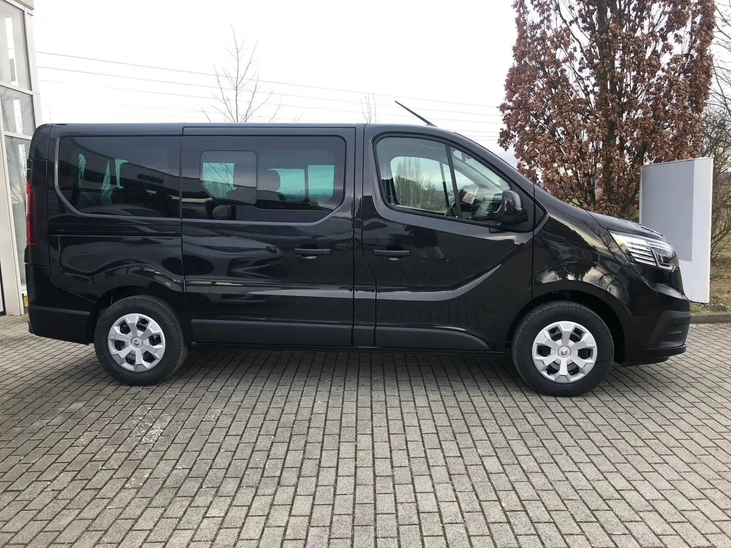 Renault Trafic Combi Ph2 Life Blue dCi 150 (8 Sitze) - 2