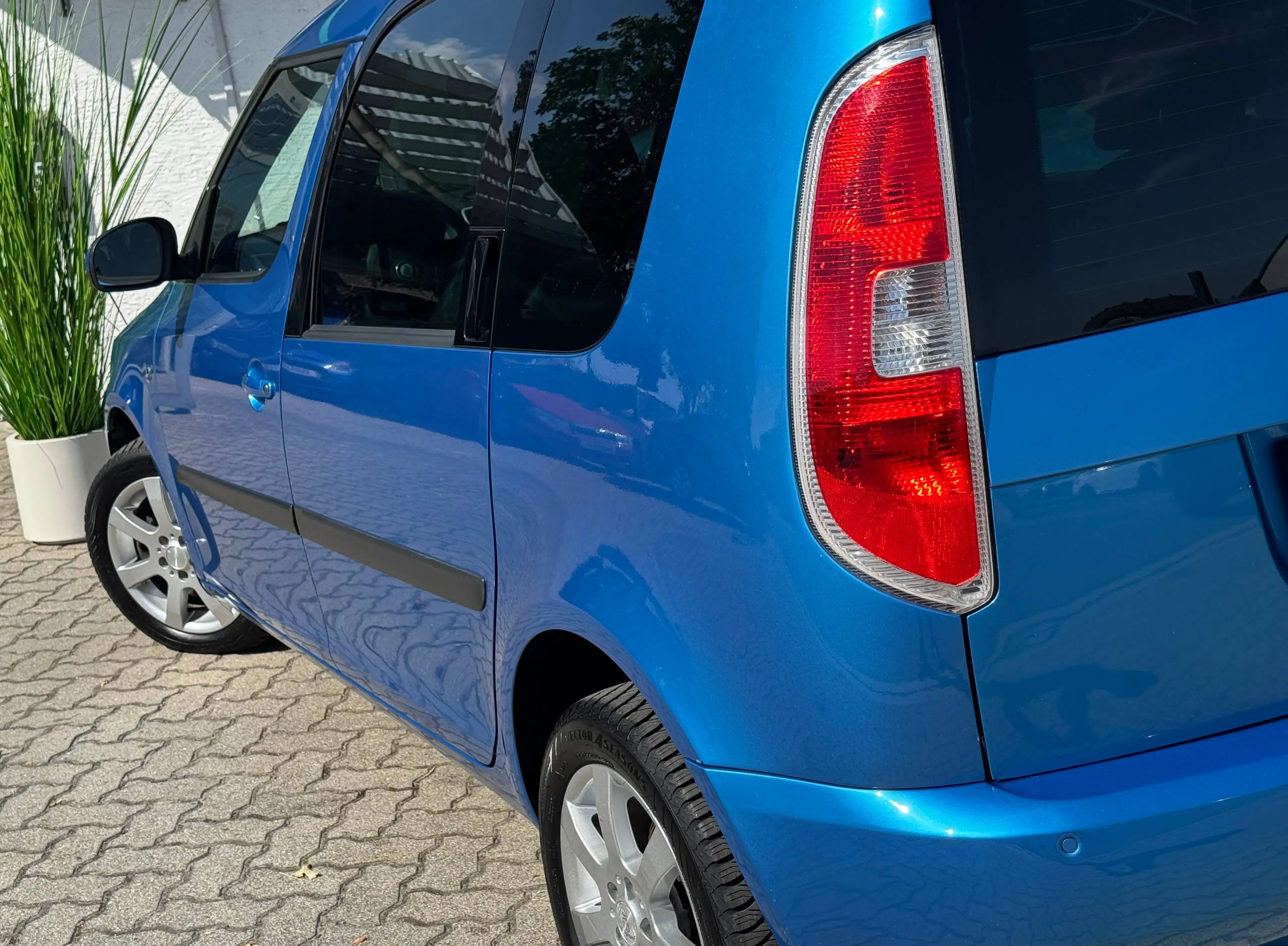 Skoda Roomster Style Plus Edition 1.Hand Automatik 83.000 km — photo 12