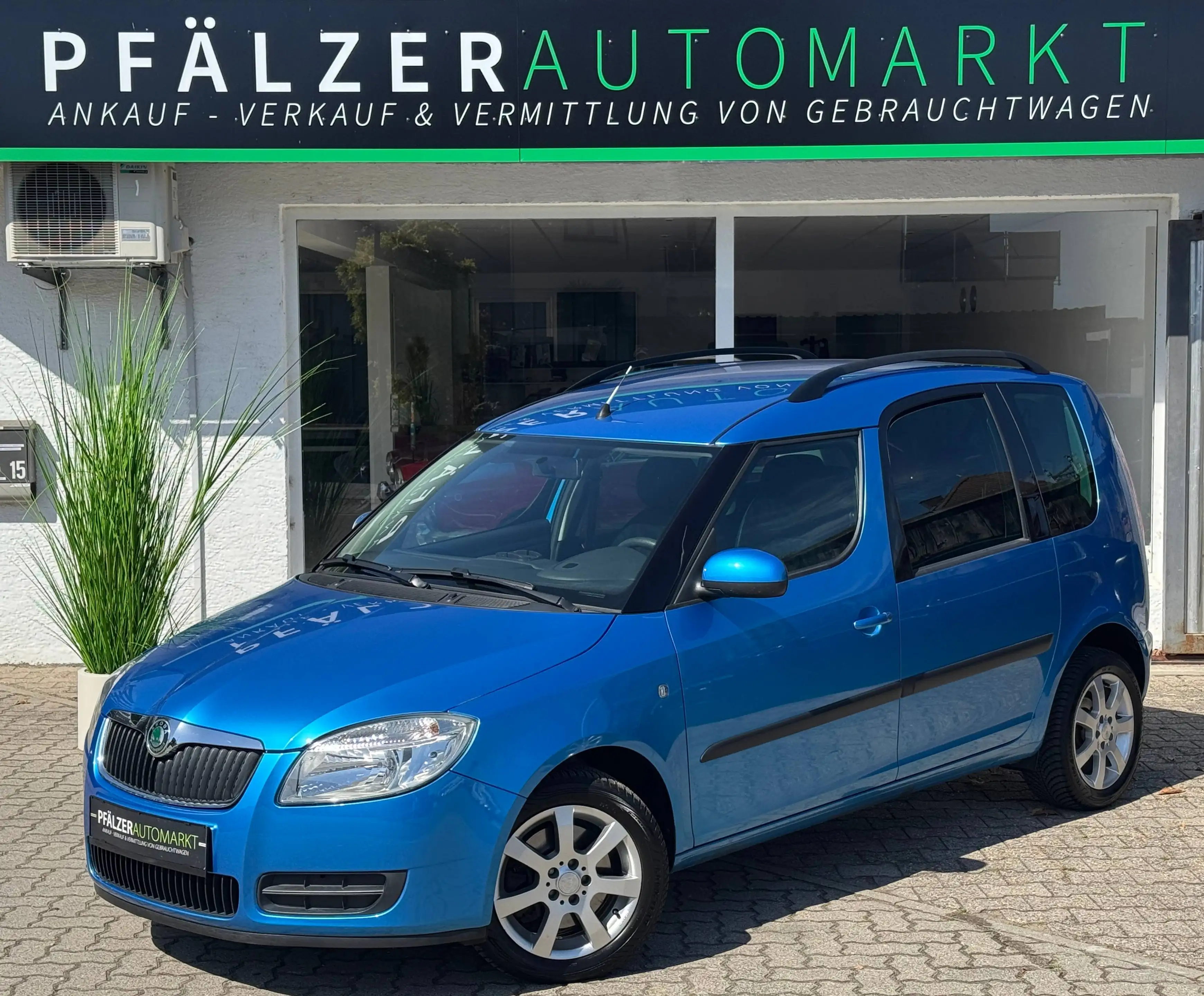 Skoda Roomster Style Plus Edition 1.Hand Automatik 83.000 km — photo 2