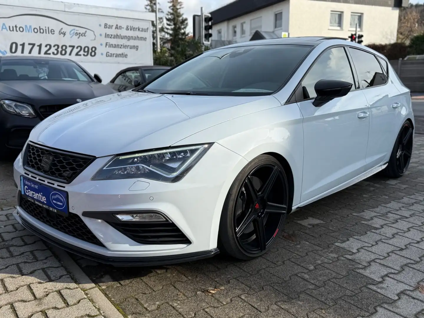SEAT Leon Cupra 290 *1. Hand *ACC *Pano *DSG Grau - 1