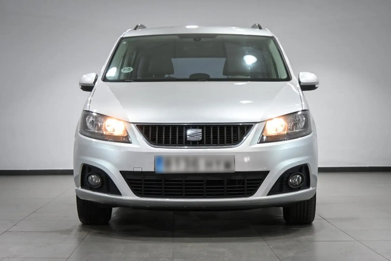 SEAT Alhambra 2.0TDI CR Eco. Reference 140 Gris - 2