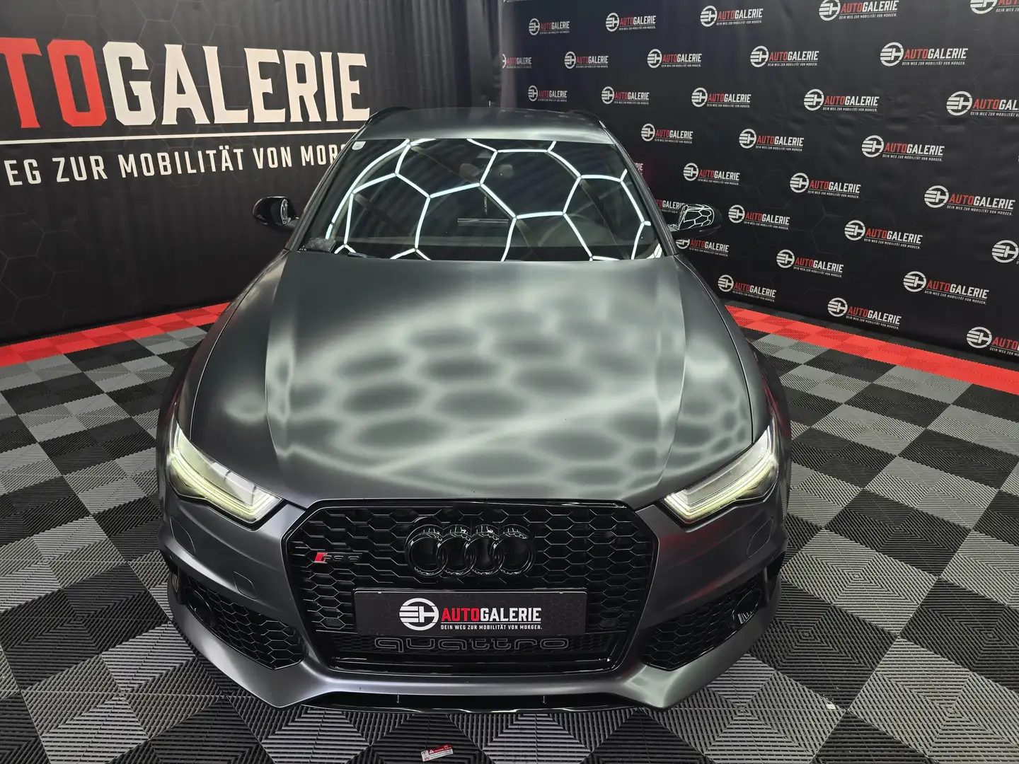 Audi RS6 Avant performance 4,0 TFSI COD tiptronic Grau - 2