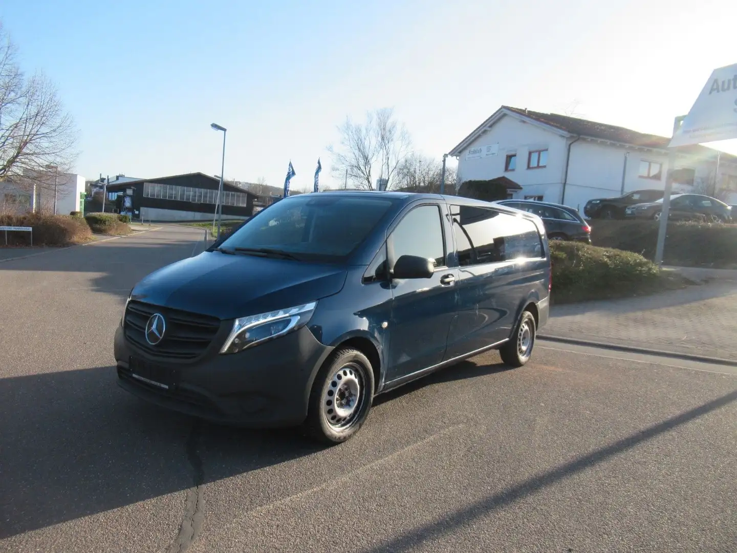 Mercedes-Benz Vito Mixto 116 CDI RWD extralang Blau - 1