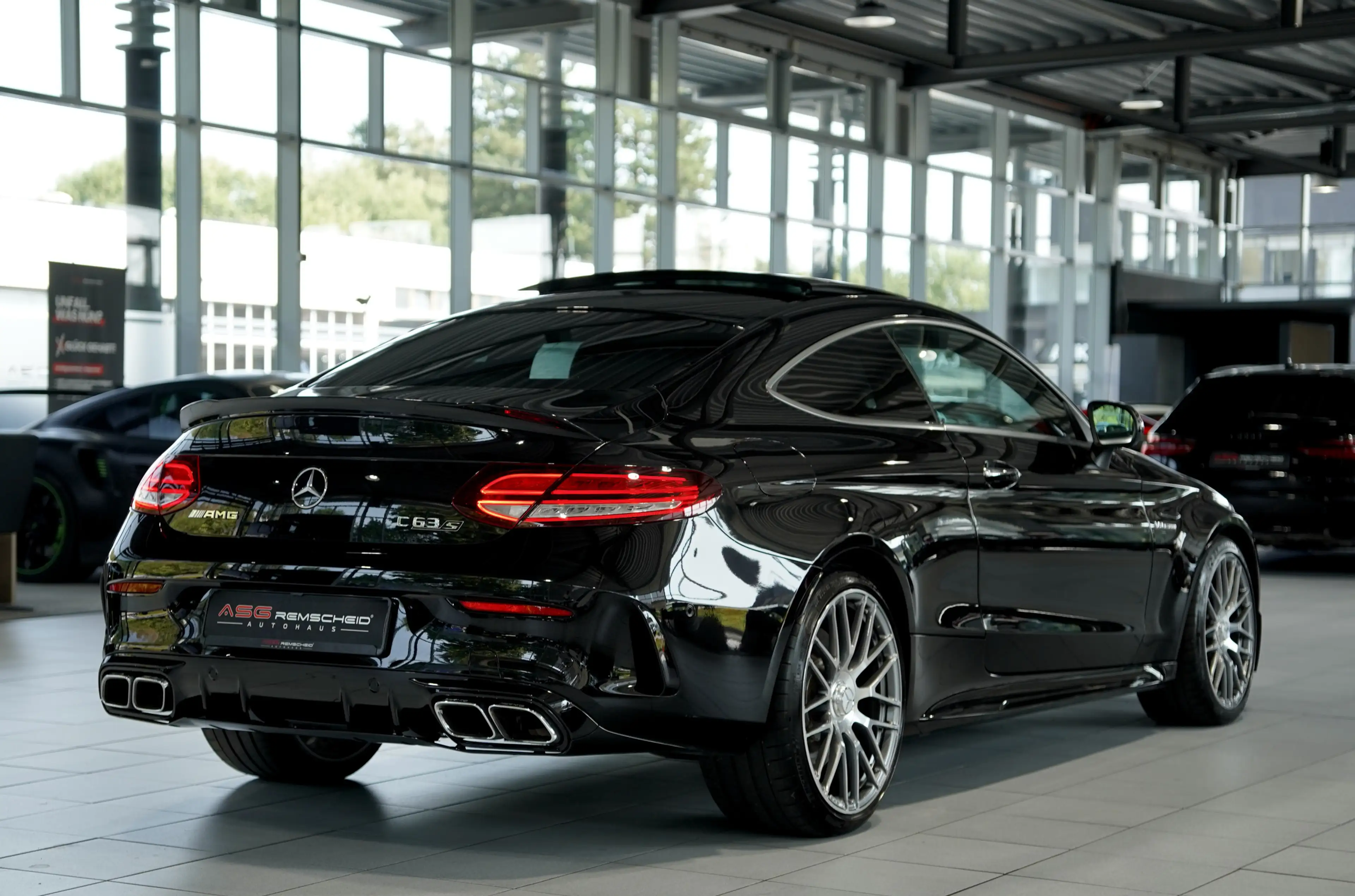 Mercedes-Benz C 63 AMG Coupé *20 *Aerody *BURM *Pano *Digital — photo 7