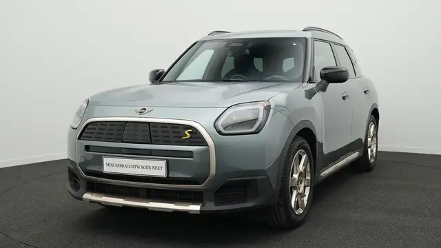 MINI Countryman SE All4 Favoured Trim