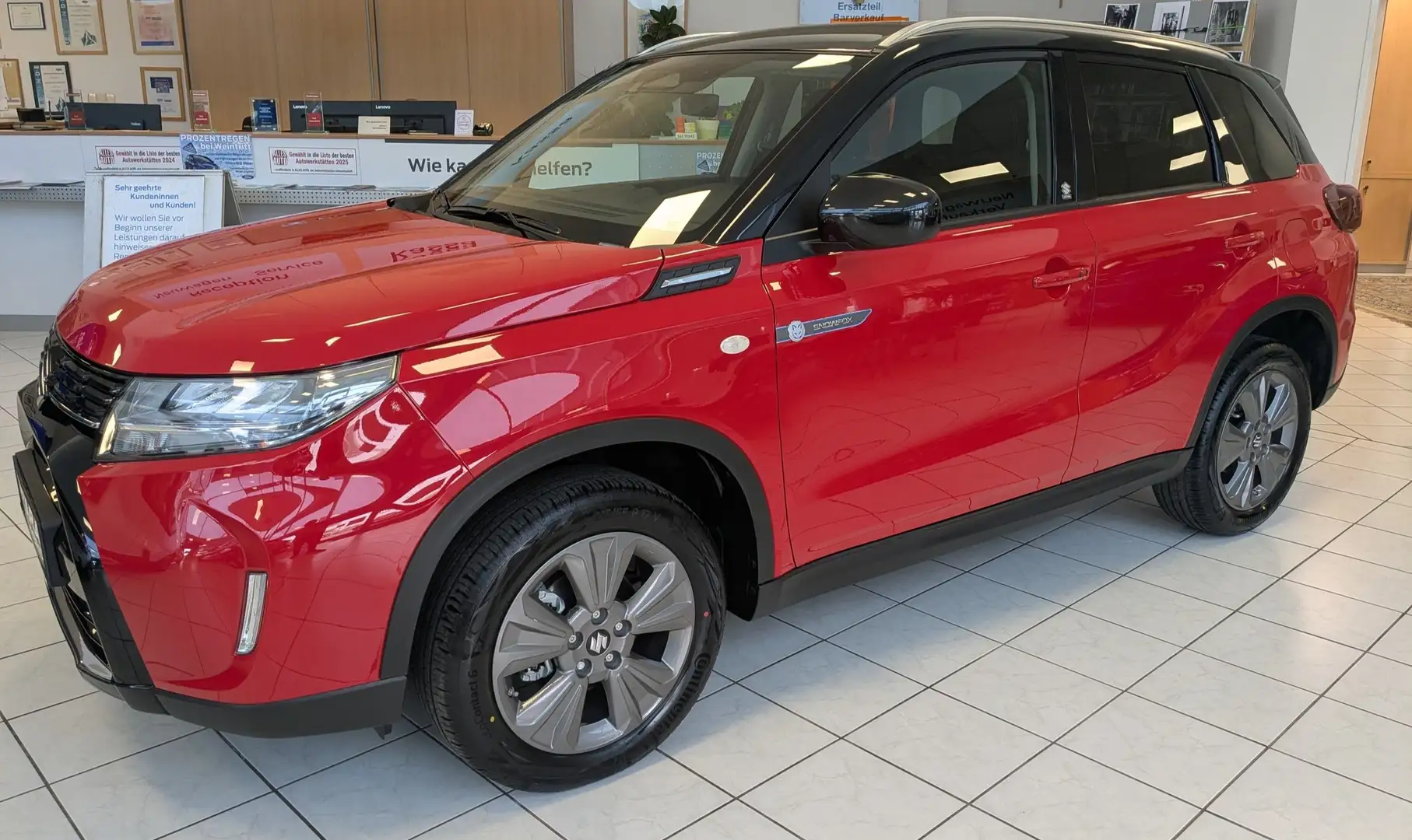 Suzuki Vitara 1.4 Mild-Hybrid Shine Rot - 1