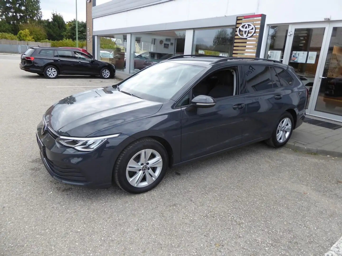 Volkswagen Golf Variant 2,0 TDI DSG *LED*KAMERA*SHZ* Grau - 2
