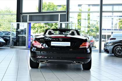 Mercedes-Benz SLC 200 Roadster*SPORTABGAS*LED*H&K*GARMIN*PANO*