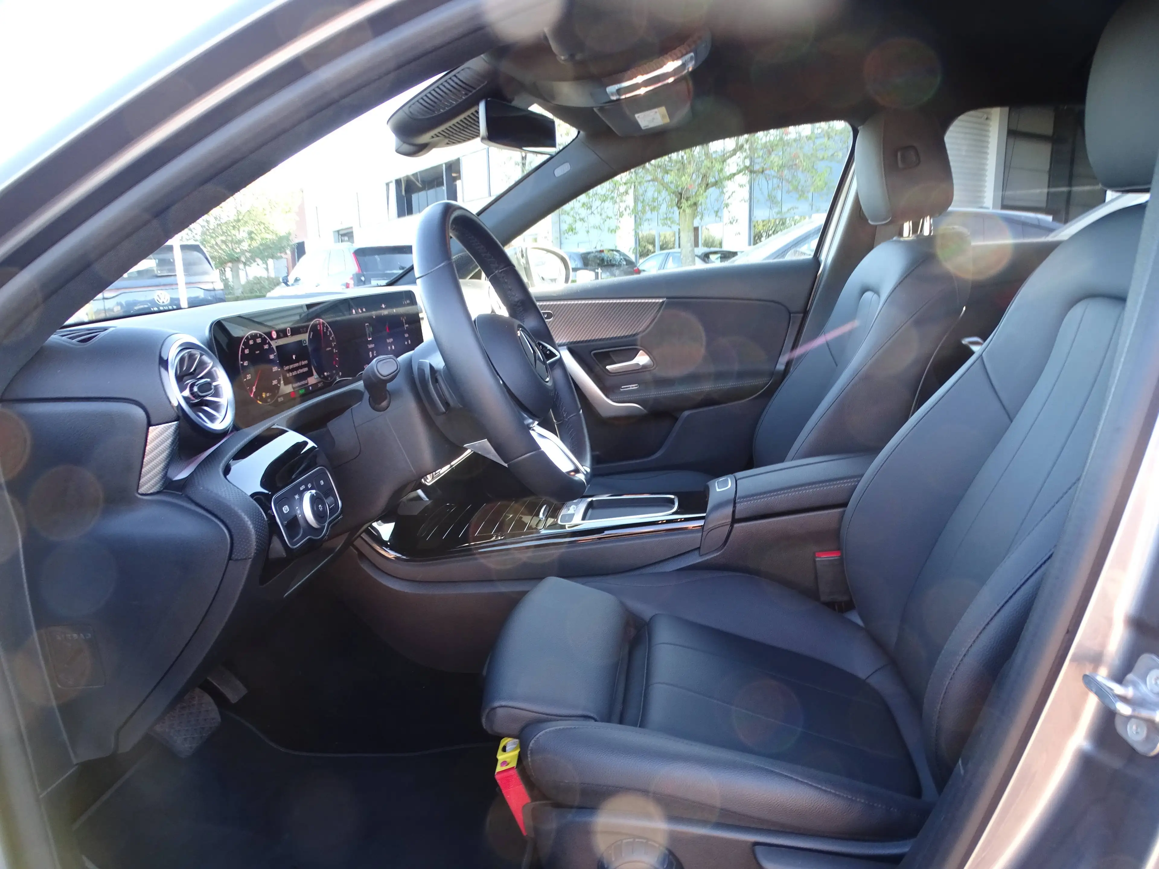 Mercedes-Benz A 250 A 250 e PHEV Luxury Line (160 kW) — photo 7
