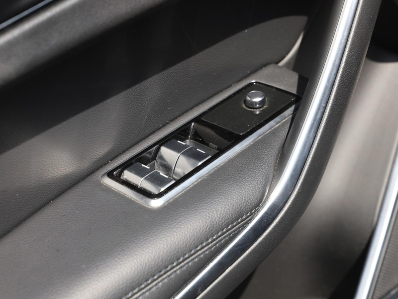 Jaguar F-Pace D165 AWD S NAVI PIVI KLIMA LEDER SHZ PDC — photo 14