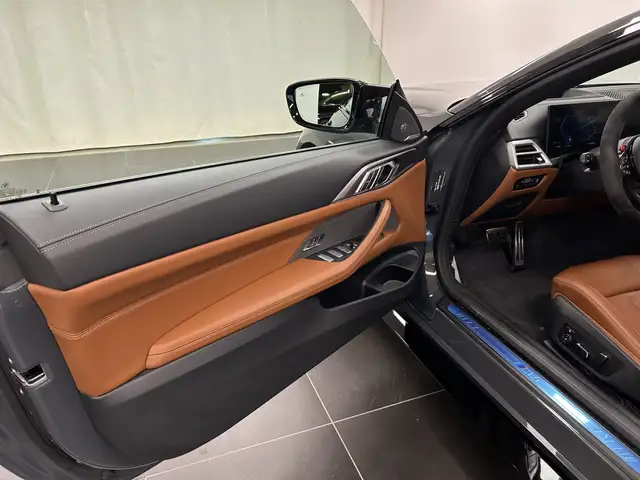 BMW M4 view 15