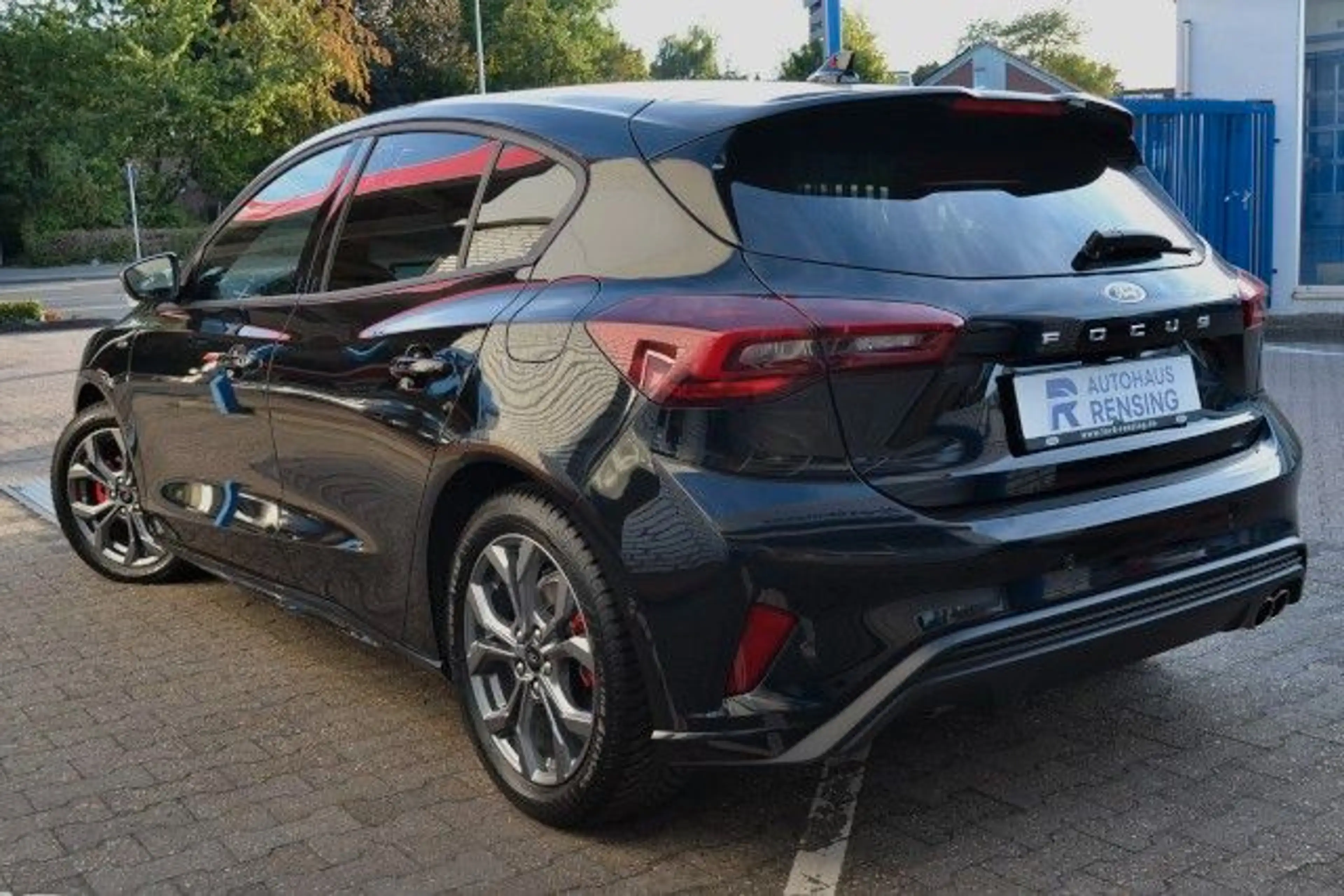 Ford Focus Lim. ST-Line X Glasdach Kamera  B&O — photo 5