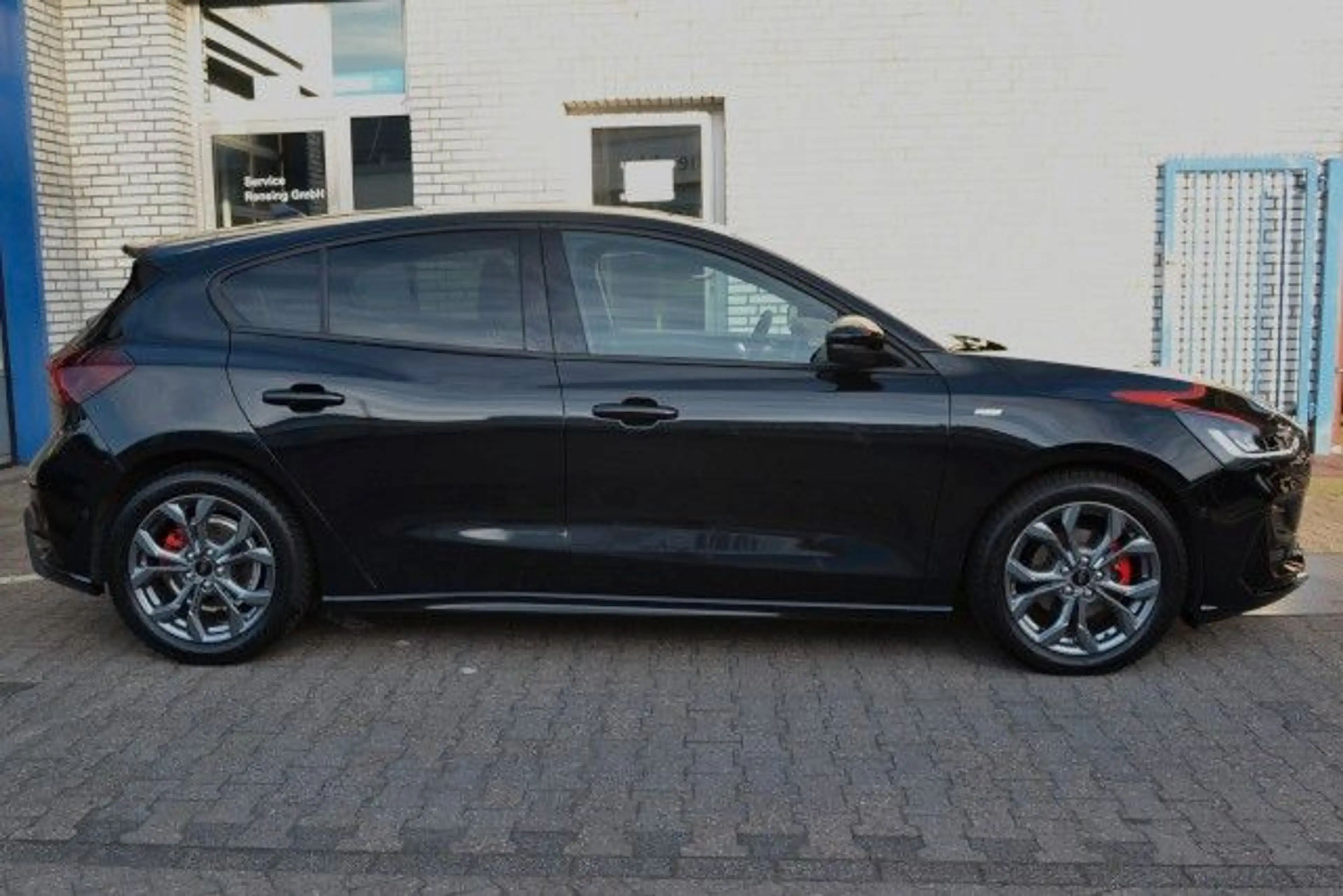 Ford Focus Lim. ST-Line X Glasdach Kamera  B&O — photo 2