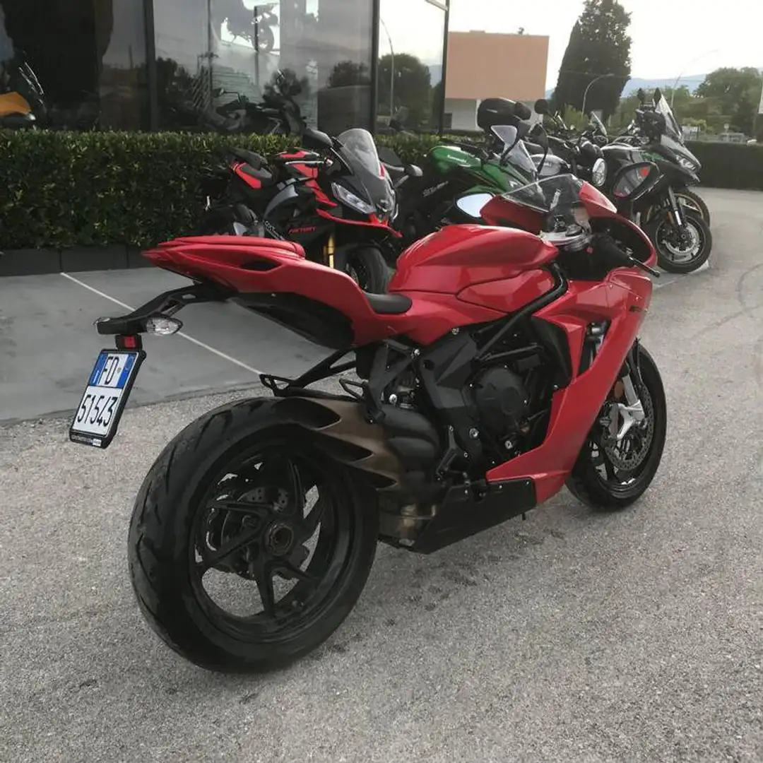MV Agusta F3 - 2