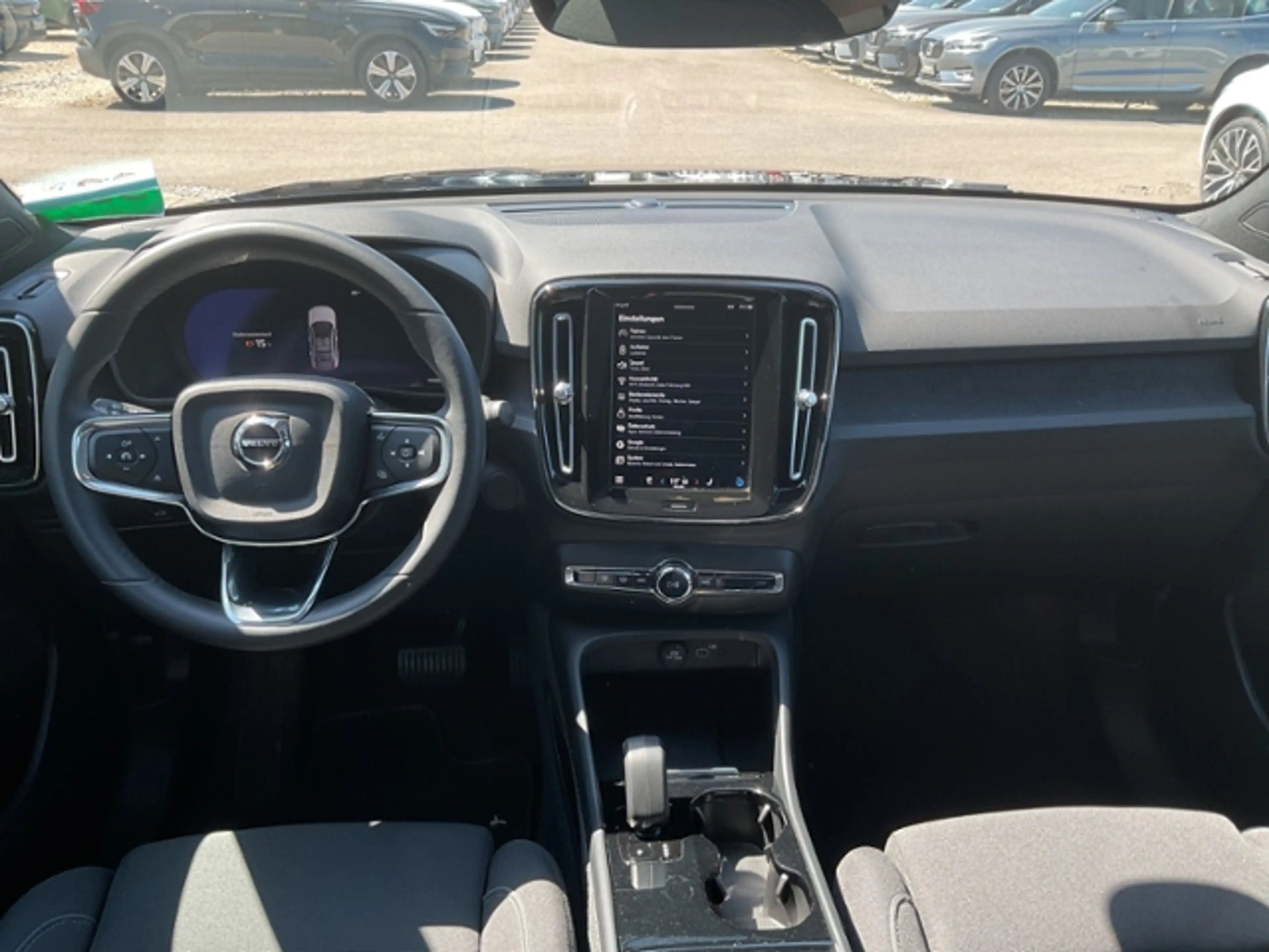 Volvo C40 Plus Pure Electric 2WD ACC PANO Google 19" — photo 3