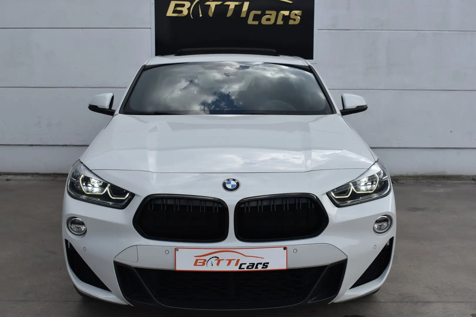 BMW X2 xDrive20dA* M-sport* Zetelverw.* Camera* Trekhaak Weiß - 2