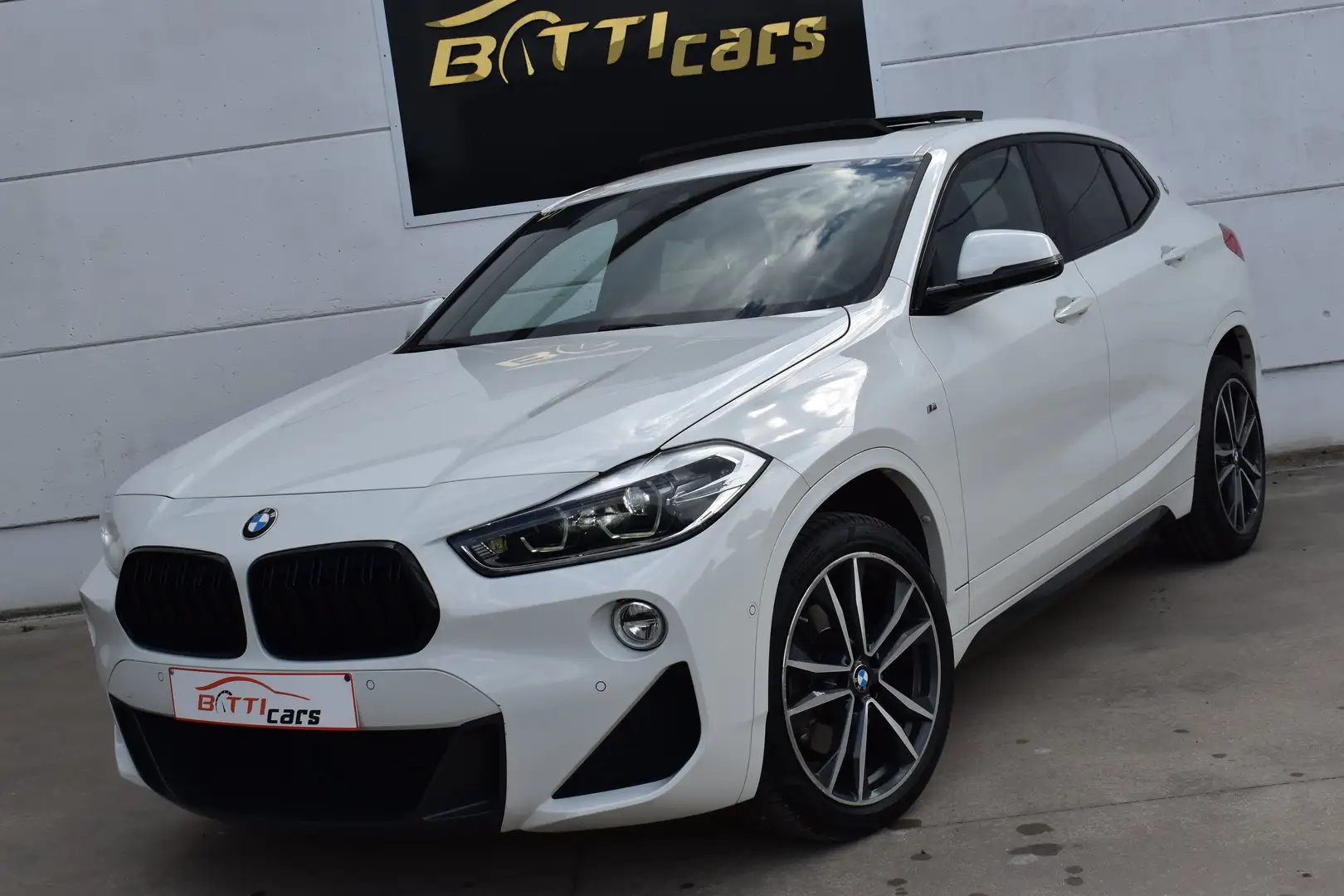 BMW X2 xDrive20dA* M-sport* Zetelverw.* Camera* Trekhaak Weiß - 1