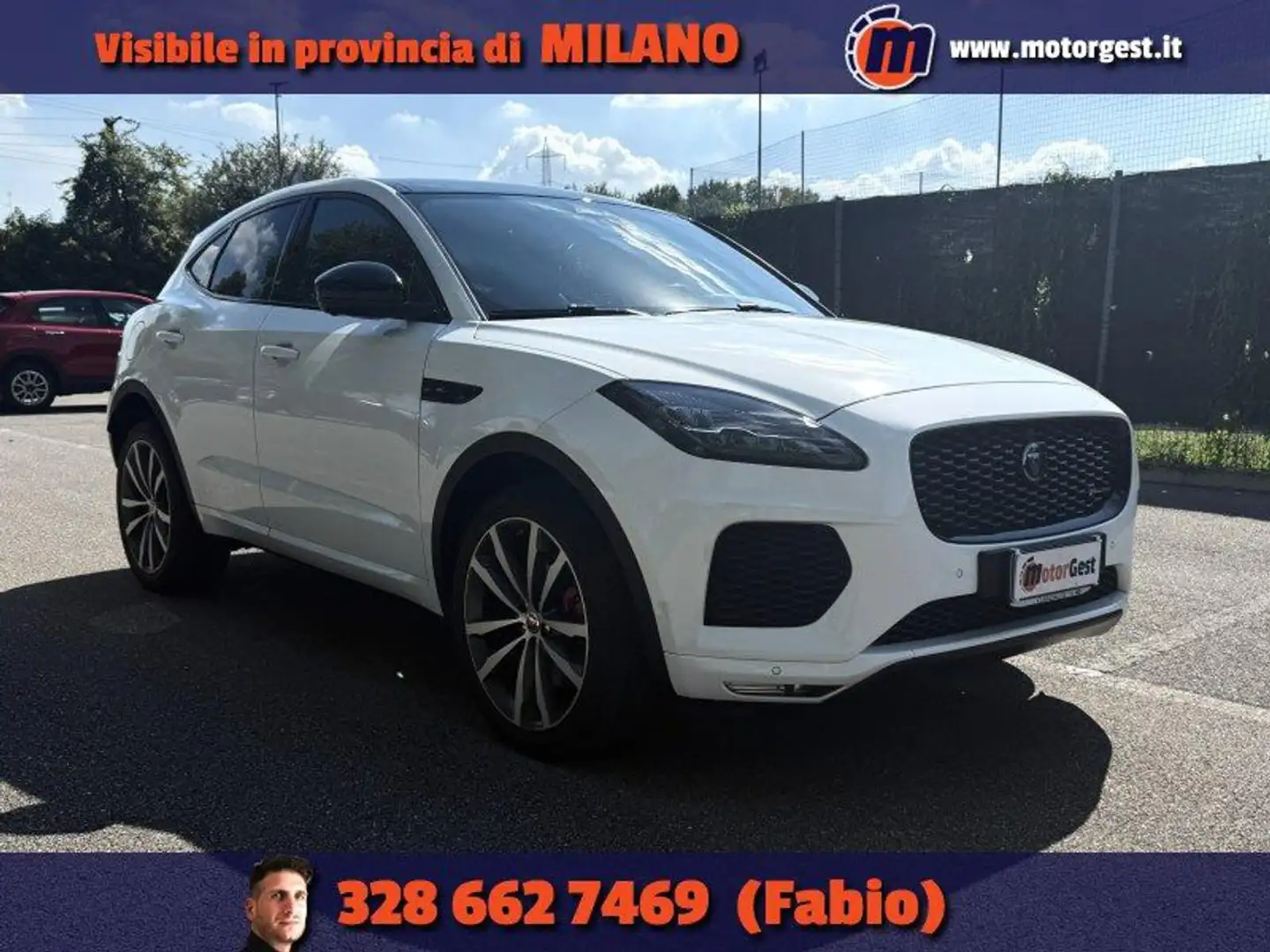 Jaguar E-Pace 2.0D 180 CV AWD aut. R-Dynamic SE Bianco - 1