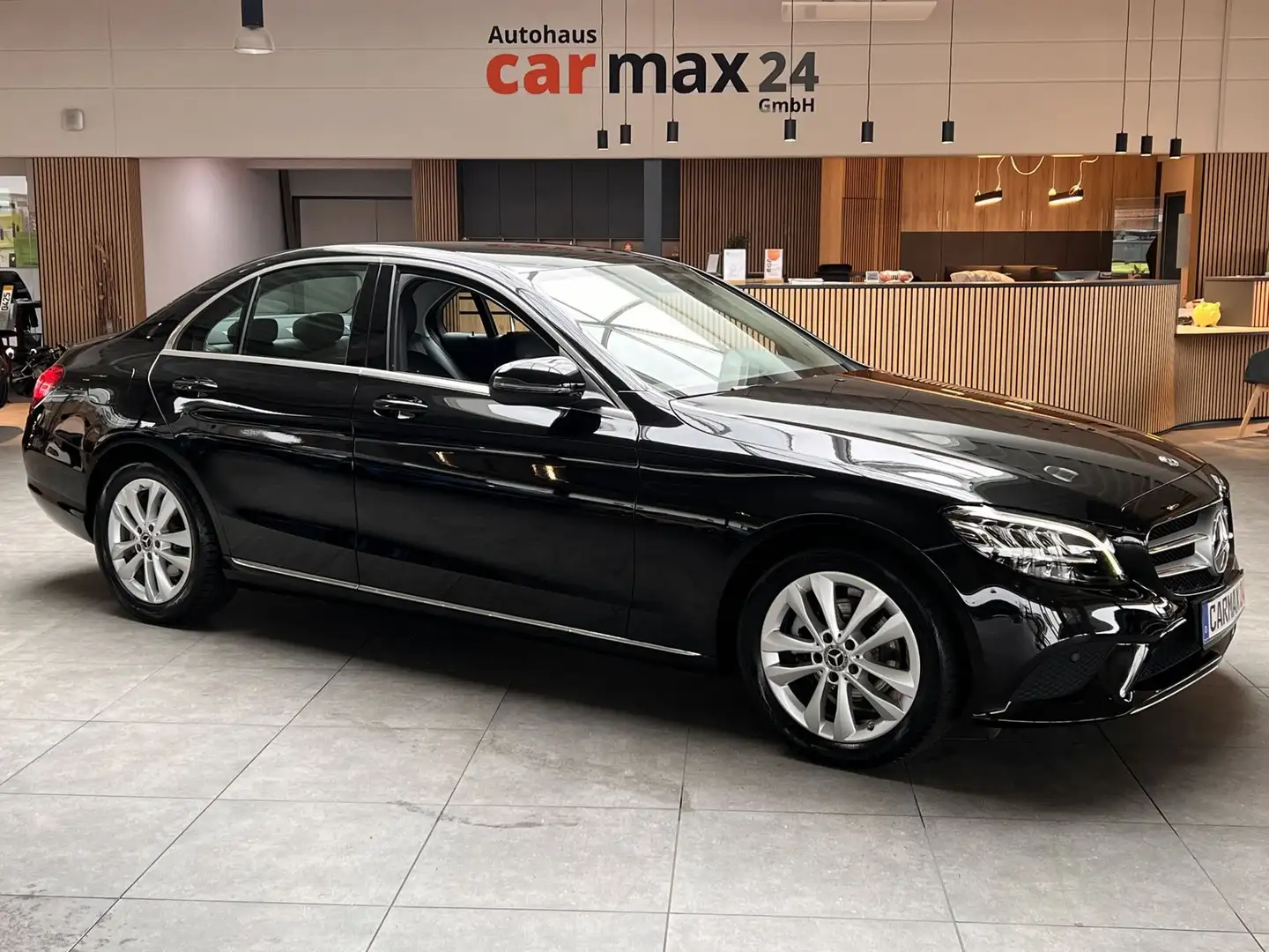 Mercedes-Benz C 180 C C 180 CGI Avantgarde LED NAVI Kamera Schwarz - 1