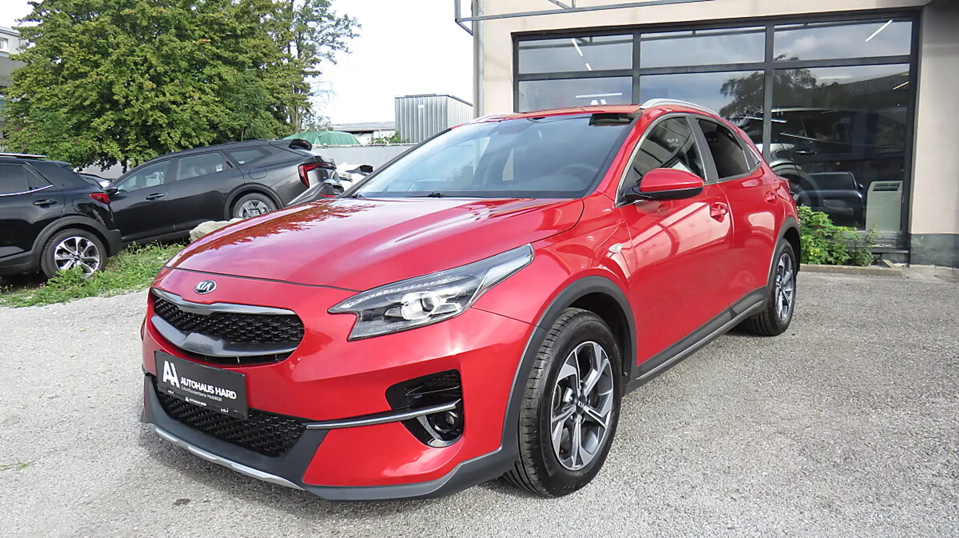 Kia XCeed Xceed 1,6 CRDI SCR Silber DCT Aut. Rot - 1
