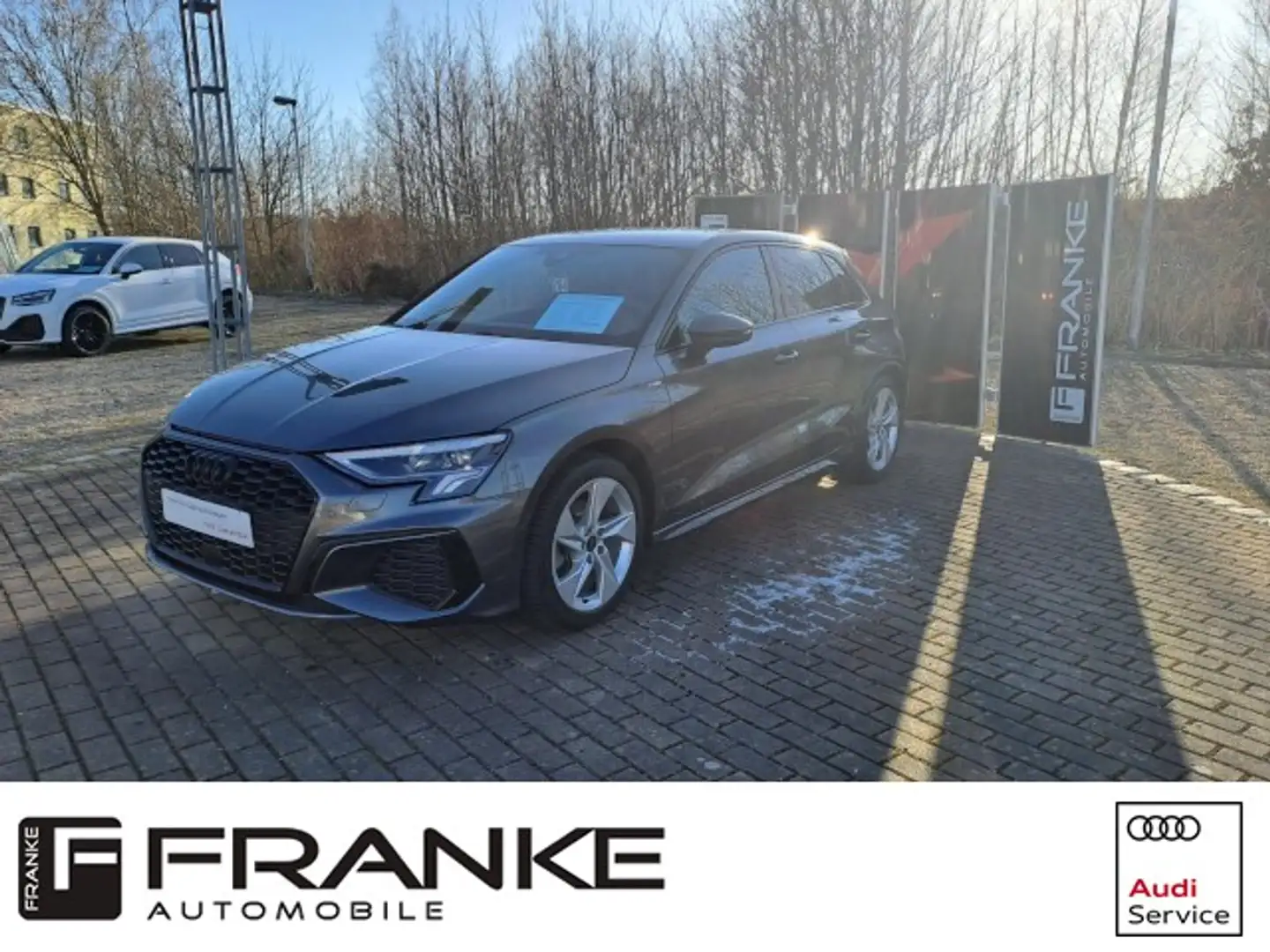 Audi A3 Sportback 35 TFSI S line S tronic LED*NAVI Klima Gris - 1