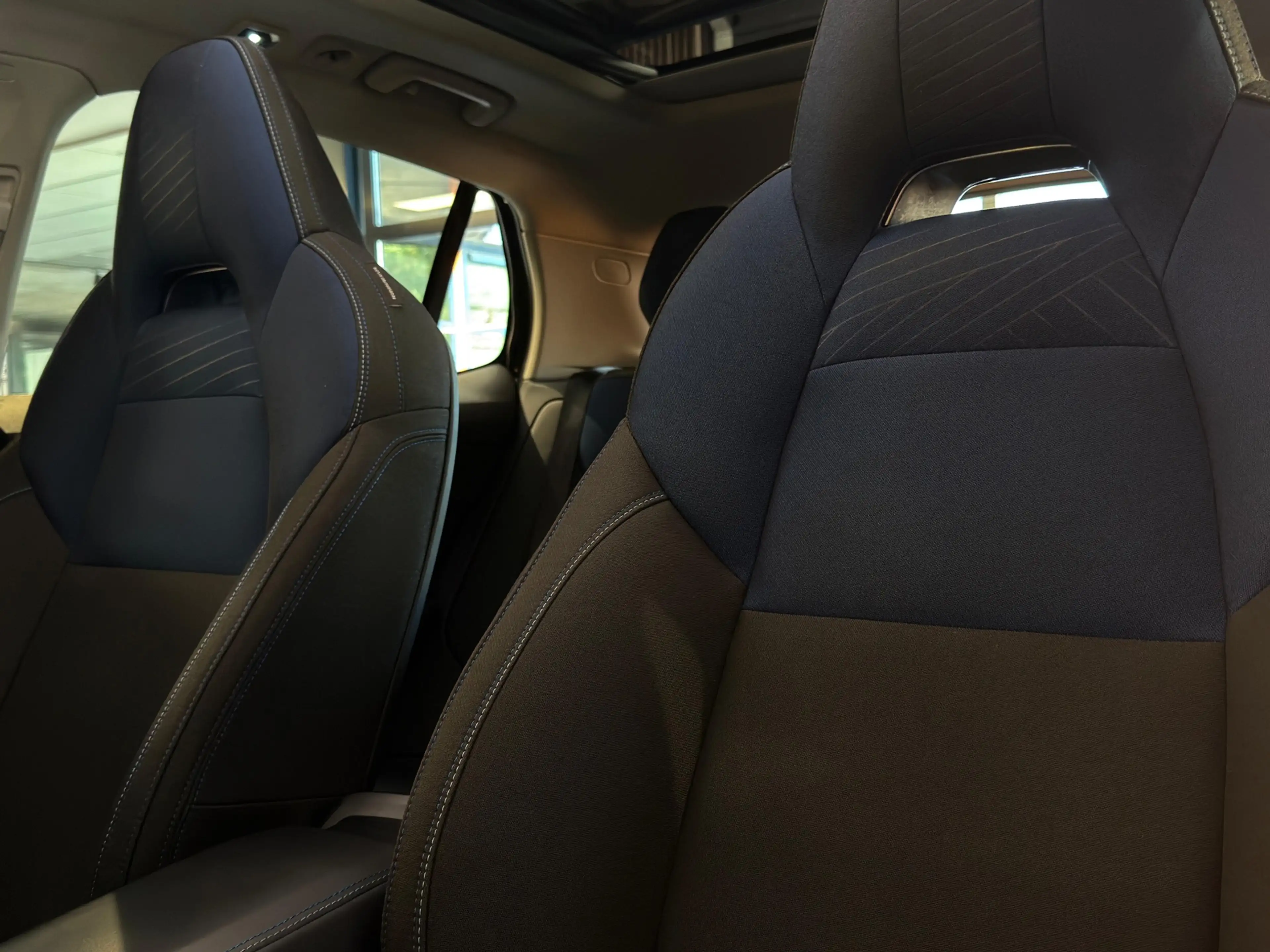 Lynk & Co 01 1.5 PHEV 261 PK |VIRTUAL|PANO|RAMVOL|PLUG-IN HYBRI — photo 33