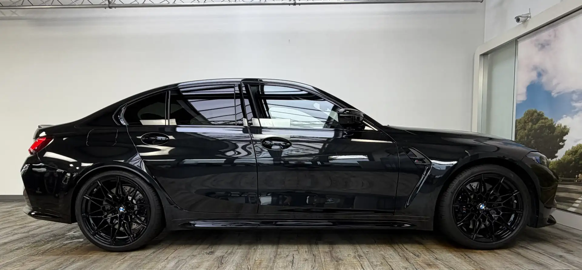 BMW M3 Sedan 2026 검정 사진 4