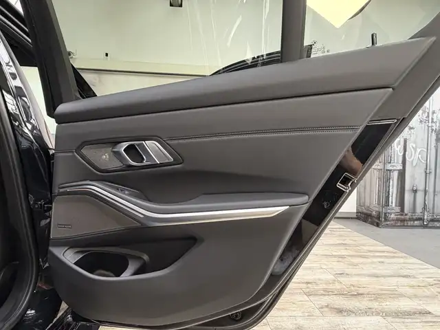 BMW M3 view 28