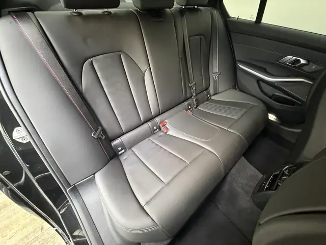 BMW M3 view 25