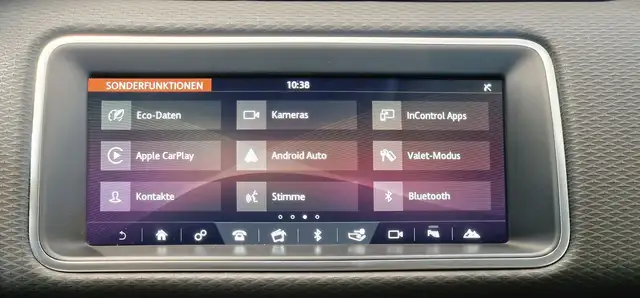 Land Rover Range Rover Evoque view 14