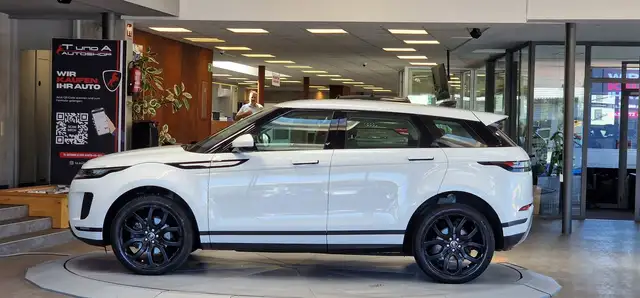 Land Rover Range Rover Evoque view 5