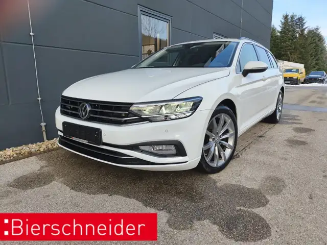 Volkswagen Passat Variant 1.5 TSI DSG Business AHK NAVI LED