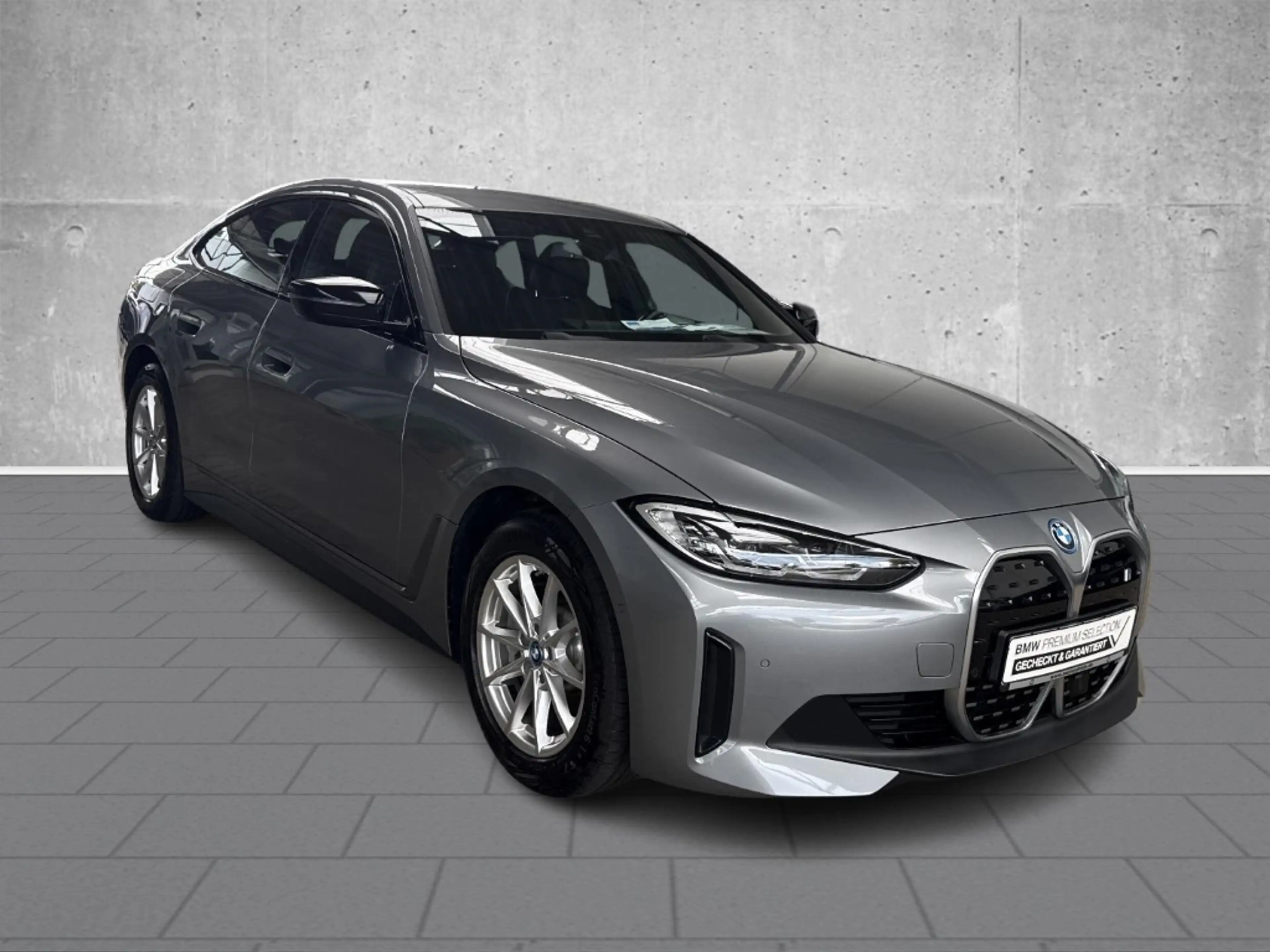 BMW i4 eDrive35 LED ACC El. Heckklappe Mehrzonenklima 3-Z — photo 4